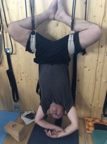 Relax v pozici netop�r